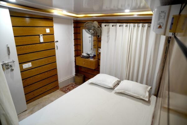 MV Aboshar – Couple AC Bed with Attached Bathroom